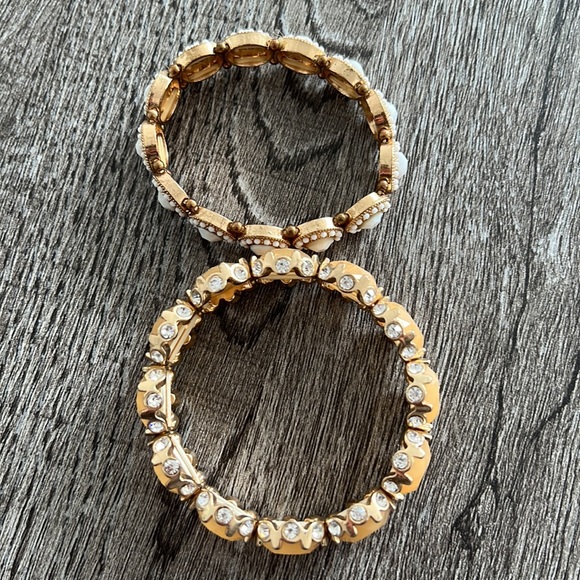 Bracelets - Picture 2 of 4